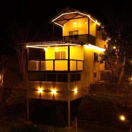 Forest Den Vila Pune Exterior foto