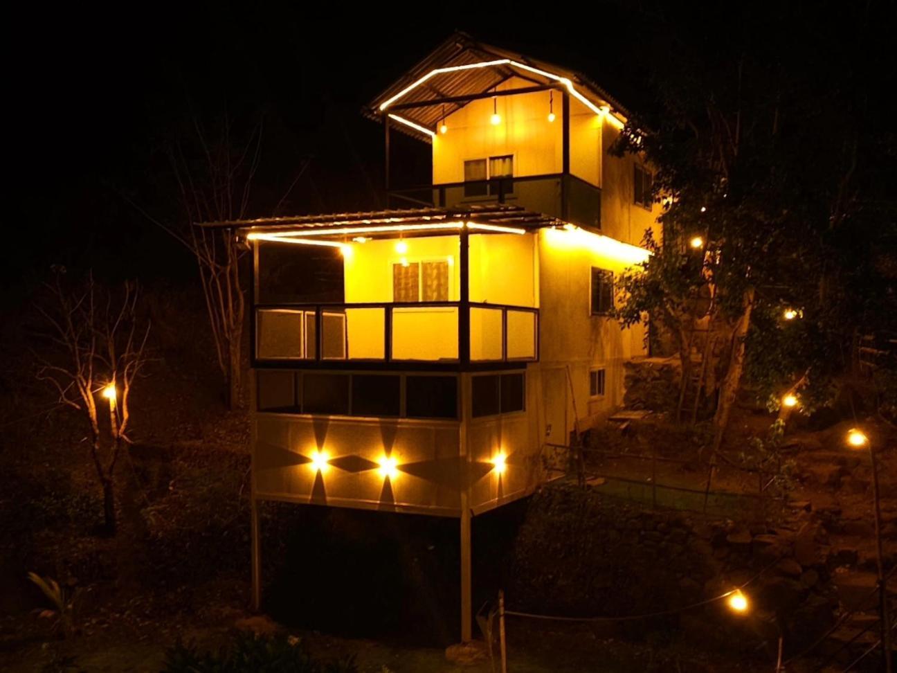 Forest Den Vila Pune Exterior foto